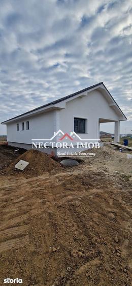 Casă cu 4 camere cu Teren 500 Mp în Sântandrei