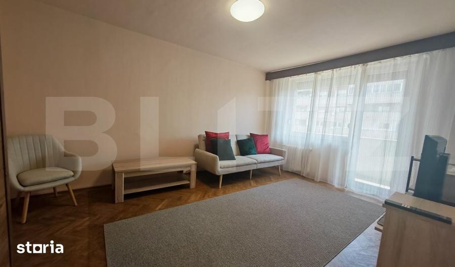 Apartament cu 3 camere decomandat în Central