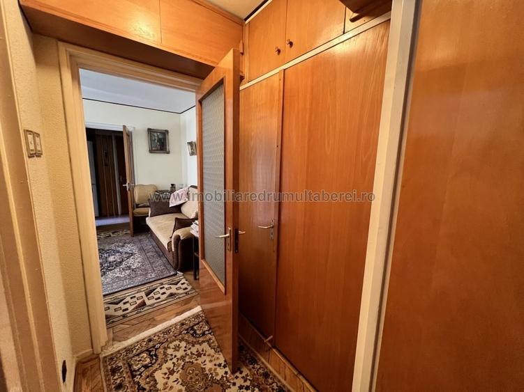 Apartament cu 2 camere semidecomandat în Drumul Taberei