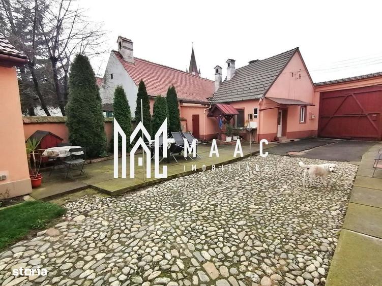 Casă cu 4 camere cu Teren 2456 Mp în Cristian