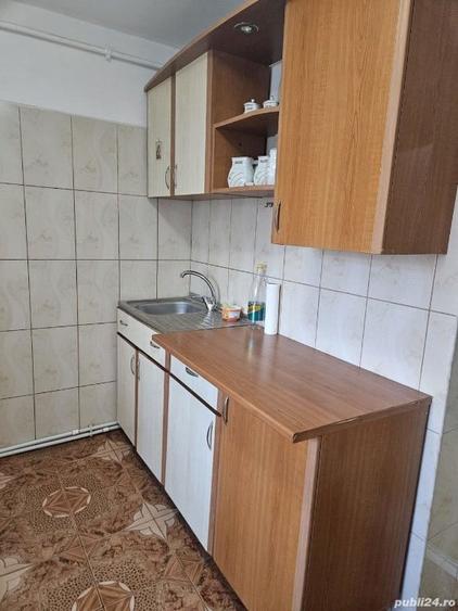Garsonieră decomandată în Industrial