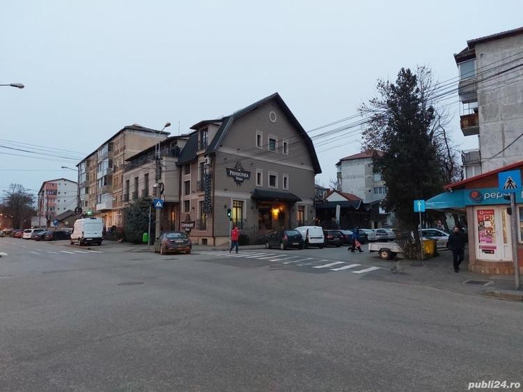 Apartament cu 2 camere semidecomandat în Dâmbovița