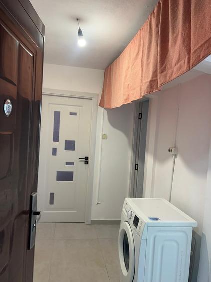 Apartament cu 2 camere semidecomandat în Micro 6