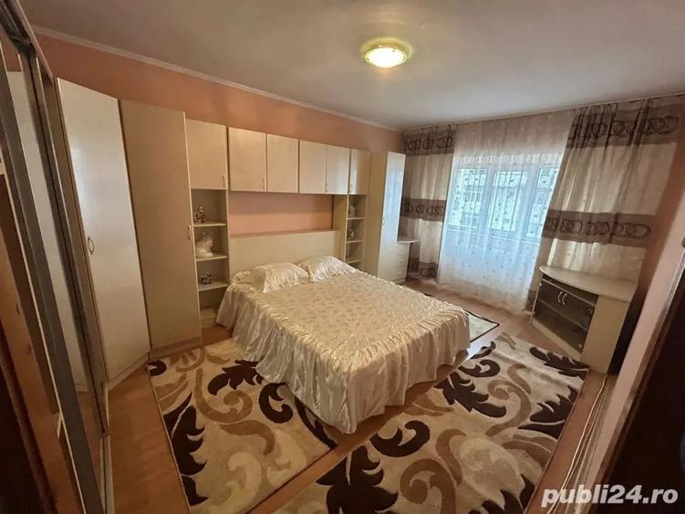 Apartament cu 3 camere decomandat în Ultracentral