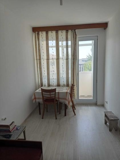 Apartament de vanzare 3 camere Targu Neamt str. Petru Rares - 4