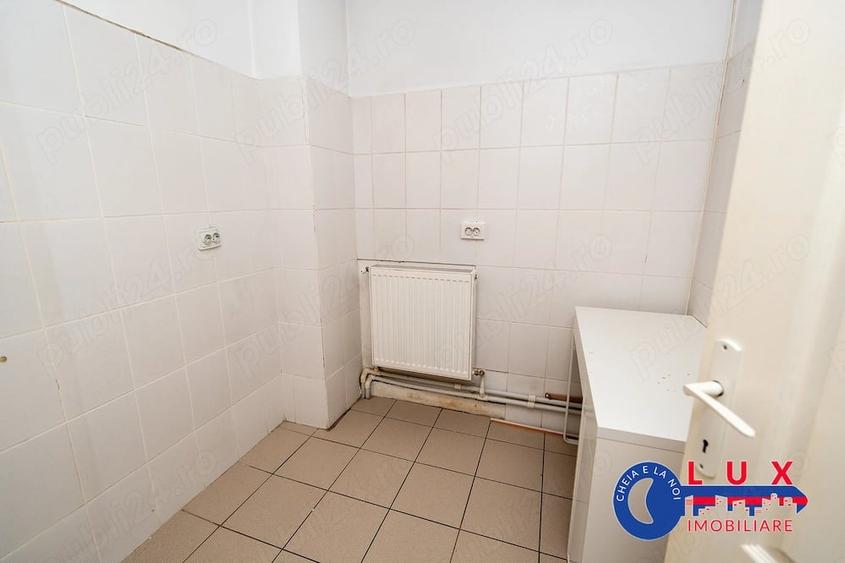 Spațiu comercial, de 110 mp, în Babadag