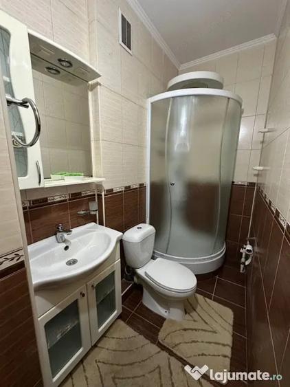 Apartament cu 3 camere decomandat în Timpuri Noi