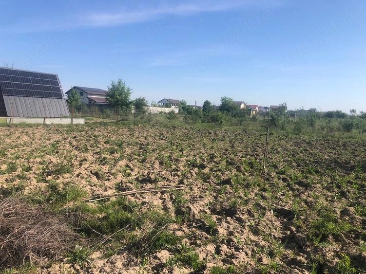 Vand teren intravilan in localitatea Cosoba - 600 mp, - 1
