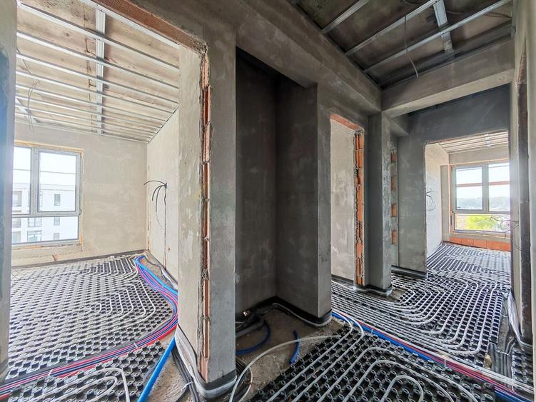 Garsonieră decomandată în Tunari