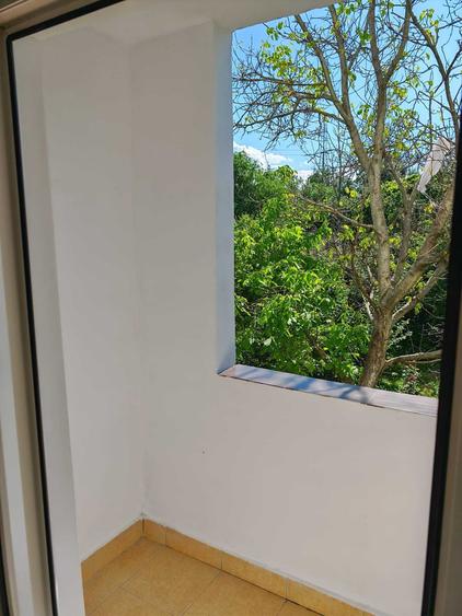 Apartament cu 2 camere semidecomandat, mobilat în Central