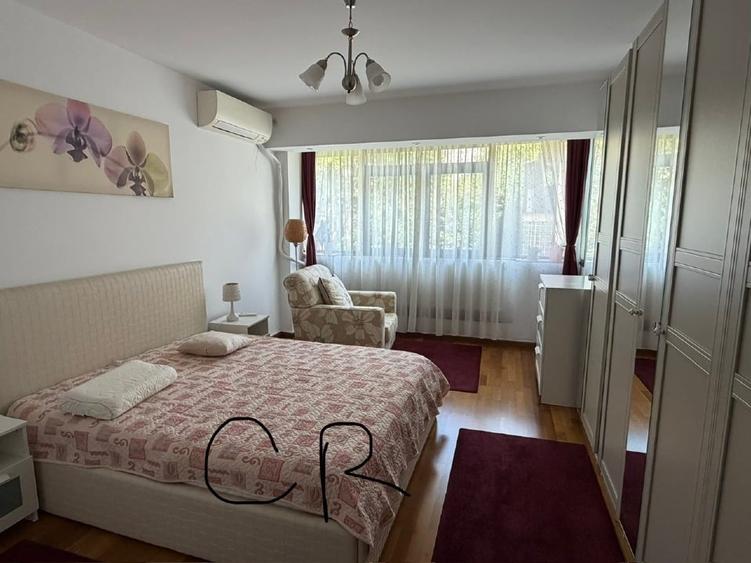 Apartament cu 2 camere semidecomandat, mobilat în Calea Călărașilor