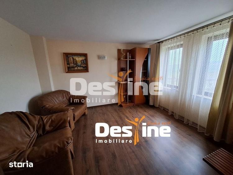 Casă cu 4 camere cu Teren 500 Mp în Lețcani