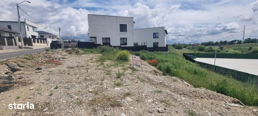 Teren de 830 mp, în Trivale