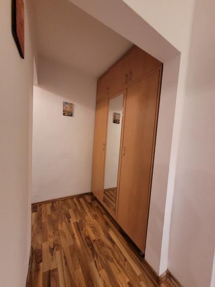 Apartament cu 2 camere decomandat în Sud