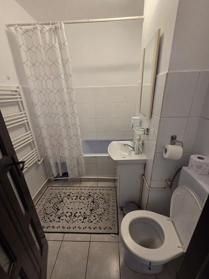 Garsonieră decomandată în Vișan