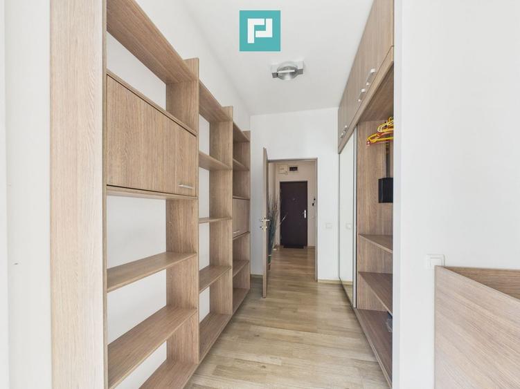 Apartament cu 3 camere semidecomandat în UTA