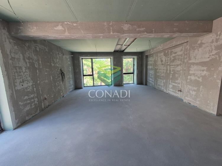 Apartament cu 2 camere decomandat în P-ța Victoriei