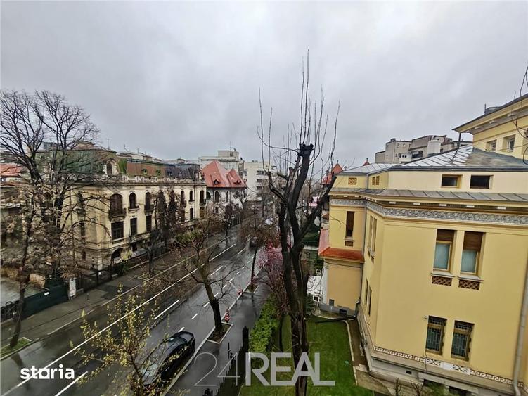 Spațiu comercial, de 640 mp, în Eminescu