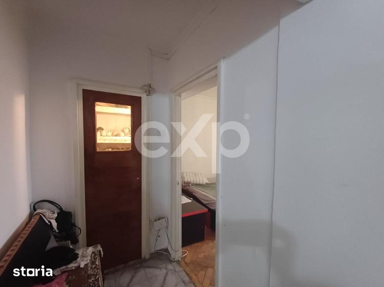 Apartament cu 4 camere decomandat în Craiovei
