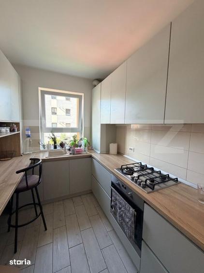 Apartament cu 3 camere, mobilat în Tractorul
