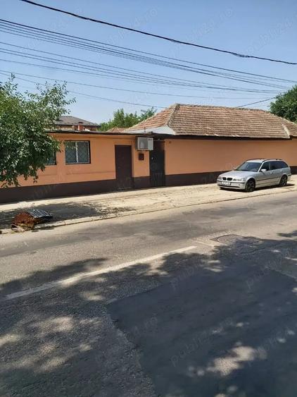 Casă cu 4 camere în Central
