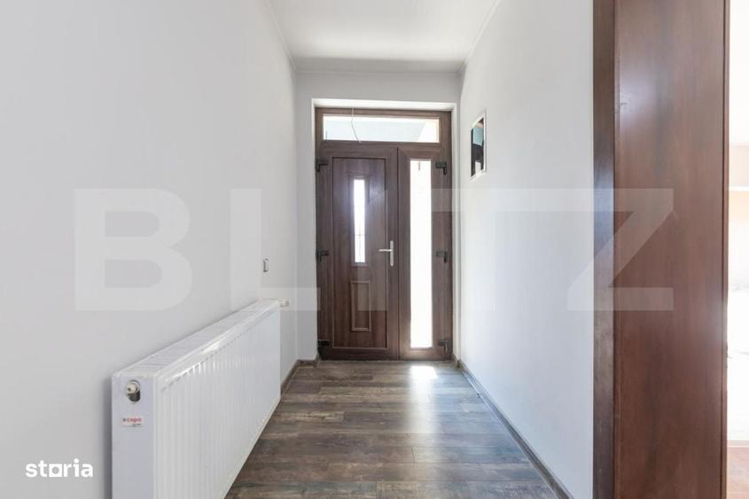 Casă cu 4 camere în Valea