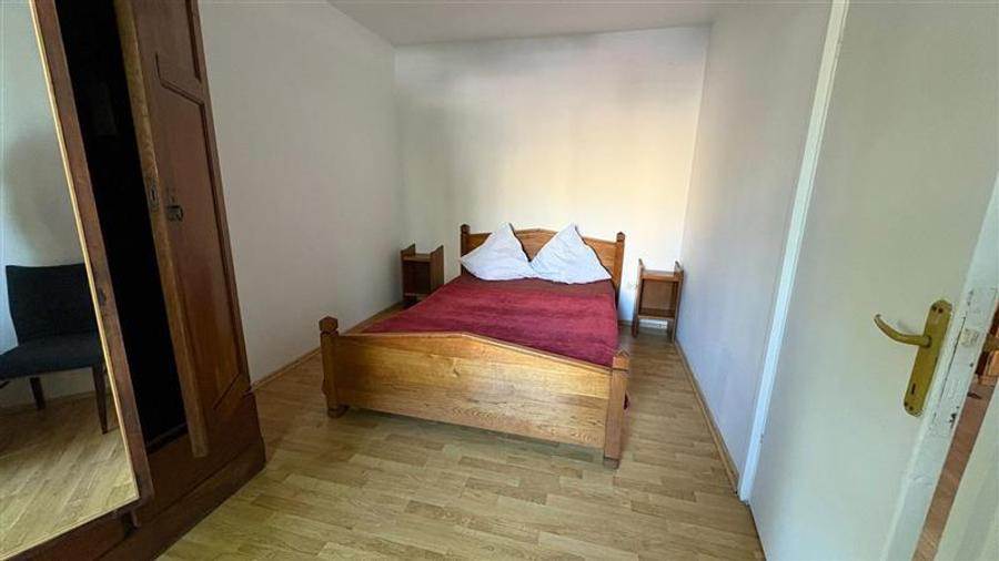Apartament cu 2 camere nedecomandat în Centrul Civic