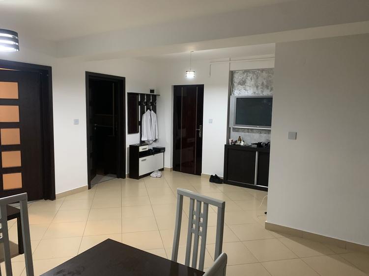 Inchiriez apartament 2 dormitoare - 7