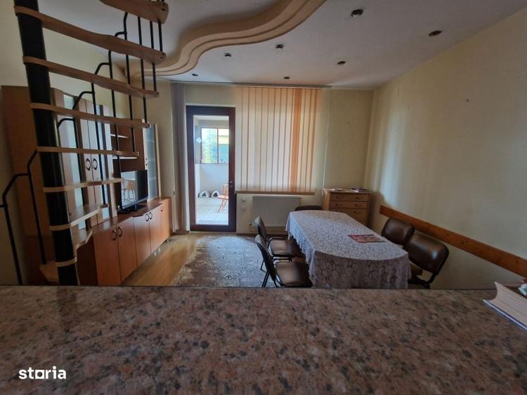 Casă cu 4 camere cu Teren 1500 Mp în Bazoș