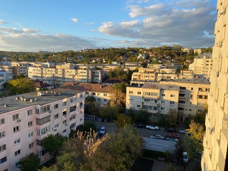 Apartament cu 2 camere decomandat, mobilat în Moara de foc