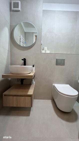 Apartament cu 2 camere decomandat, mobilat în Pajura