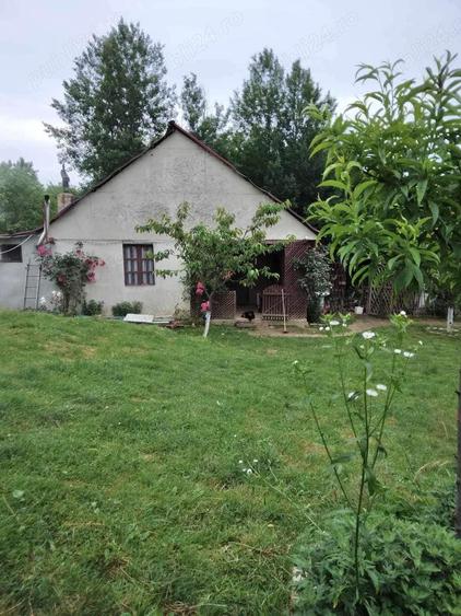 Teren de 19281 mp, în Central