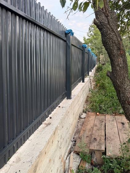 Teren Construcții intravilan de 2613 mp, în Grivița