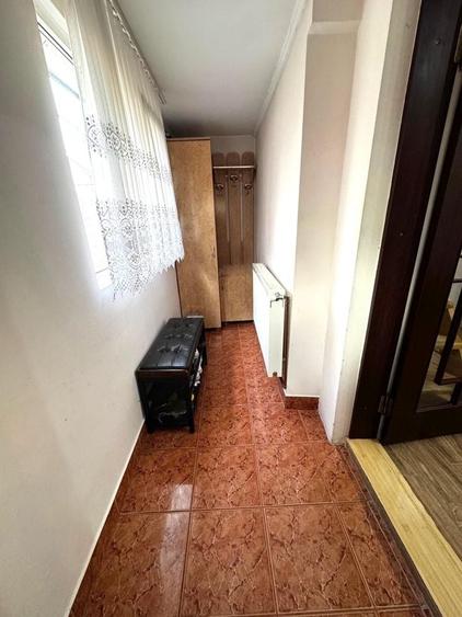 Casă cu 2 camere în Central