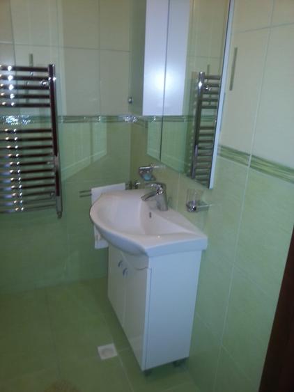 Casă individuală cu 6 camere cu Teren 3000 Mp în Călinești