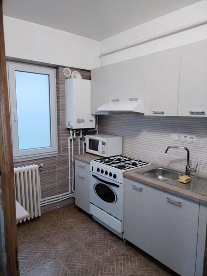 Apartament cu 2 camere semidecomandat în Alexandru cel Bun