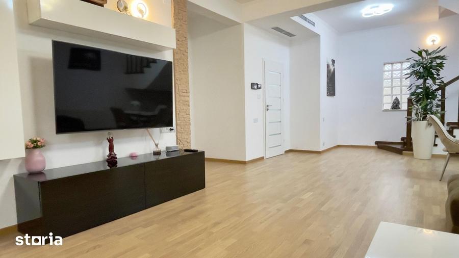 Casă cu 4 camere cu Teren 270 Mp în Mogoșoaia