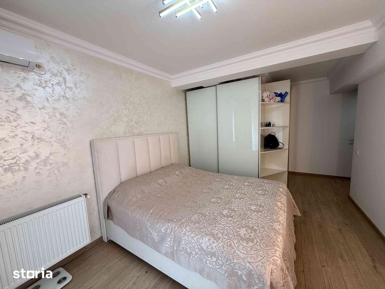 Apartament cu 4 camere în Drumul Taberei