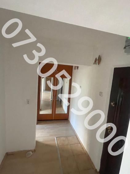 Apartament cu 3 camere semidecomandat, mobilat în Găvana