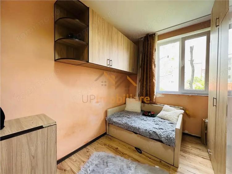 GARSONIERA , ETAJ 3, ZONA ROGERIUS, STRADA ALUMINEI - 6