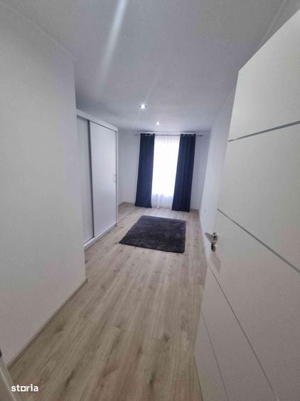 Casă cu 3 camere în Central