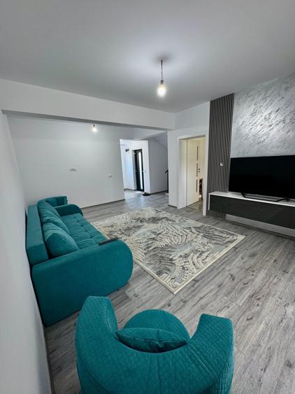Duplex cu 4 camere cu Canalizare în Lunca Cetățuii