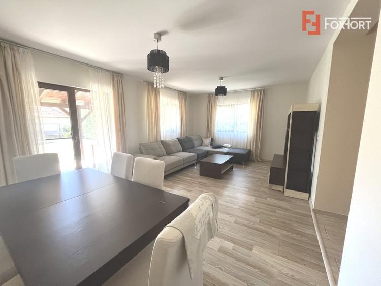 Duplex cu 4 camere cu Canalizare în Moșnița Nouă