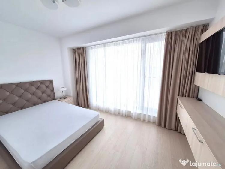 Apartament cu 4 camere decomandat în Craiovei