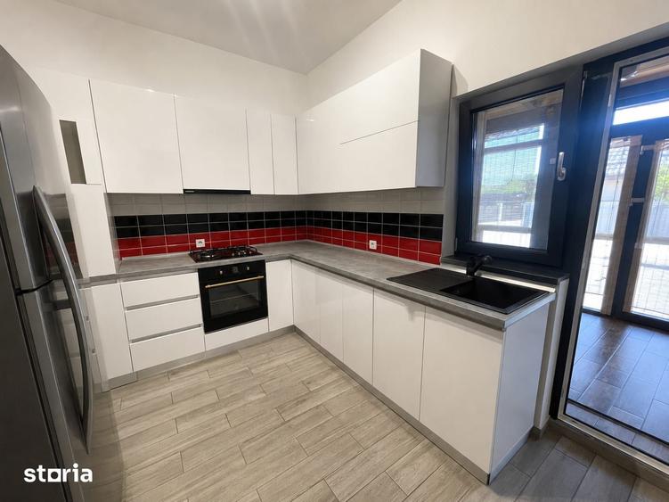 Casă cu 3 camere cu Teren 400 Mp în Domnești