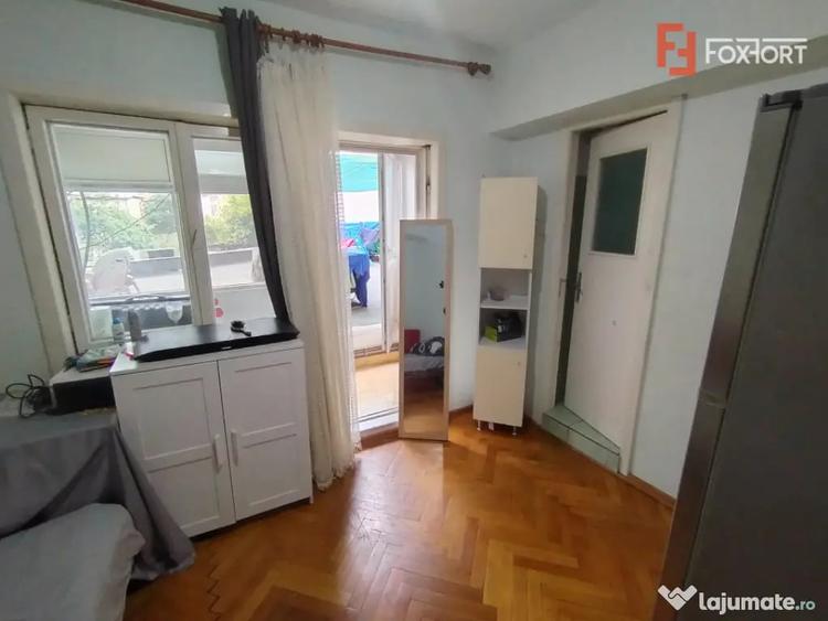 Apartament cu 4 camere decomandat în Șagului