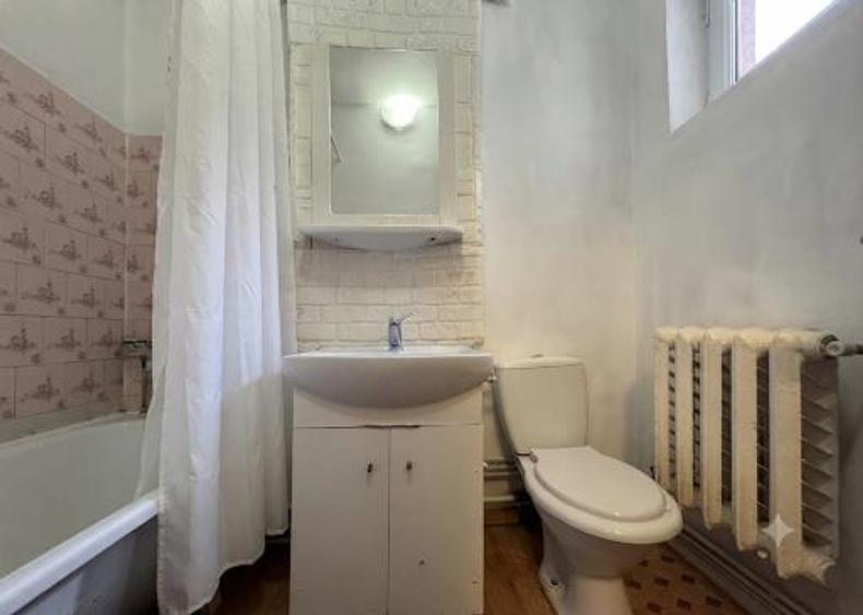 Apartament cu 2 camere circular, mobilat în Aeroport