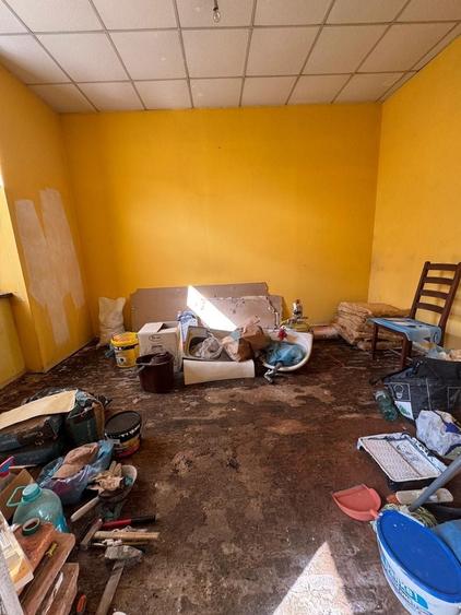 Casă individuală cu 3 camere cu Canalizare în Ultracentral