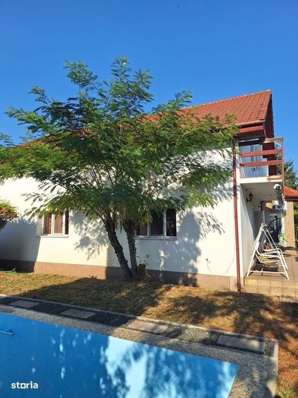 Casă cu 4 camere în Chișoda