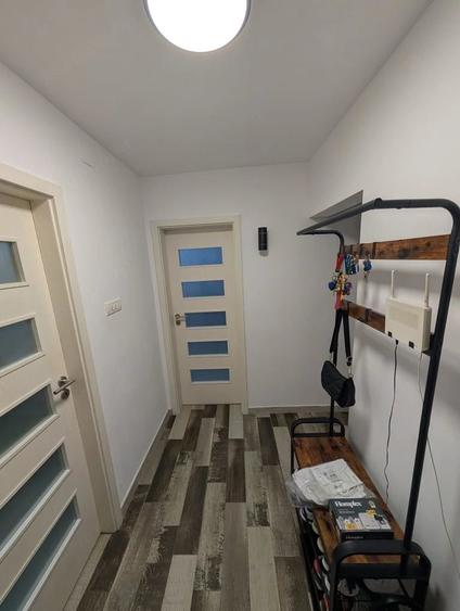 Apartament cu 3 camere decomandat în Spitalul Județean